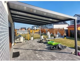Zadaszenie tarasu Modern PRO 906x400 dach poliwęglanowy